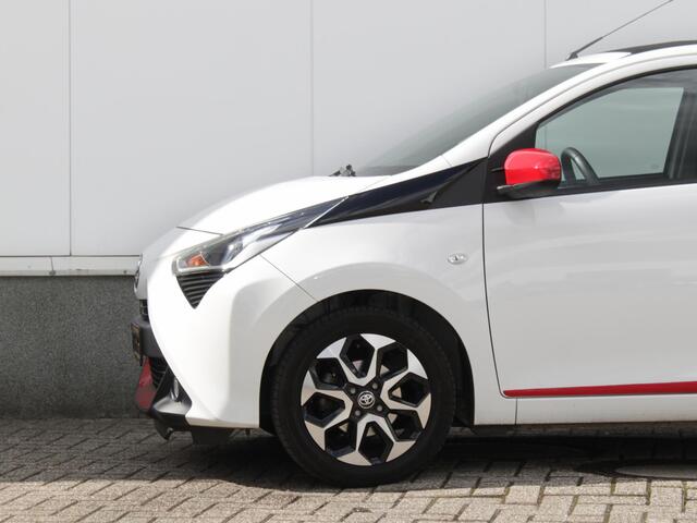 Toyota AYGO 1.0 VVT-i x-joy cabrio Automaat | Carplay / Android Auto | Clima | Camera