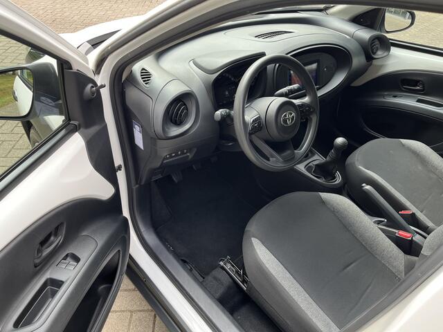 Toyota AYGO X 1.0 VVT-i MT | ADAPT. CRUISE | AIRCO | CARPLAY | LANE ASSIST