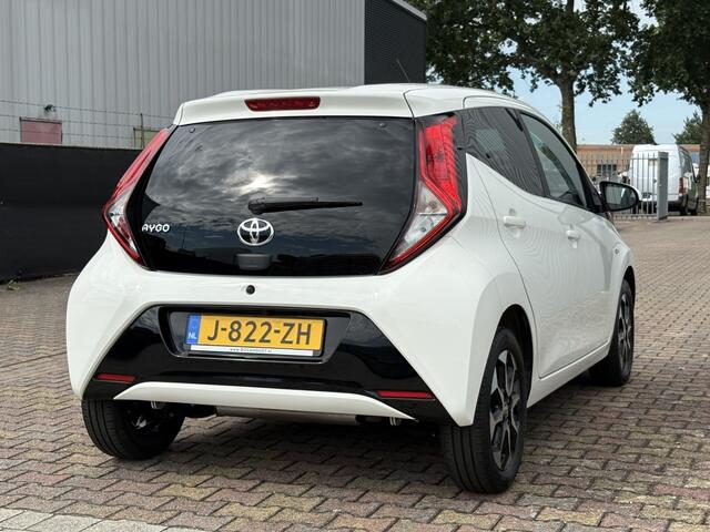Toyota AYGO 1.0 VVT-i x-joy | Climate Control | Camera