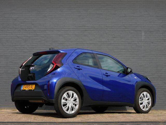 Toyota AYGO X 1.0 VVT-i MT Play CARPLAY/ANDROID! CAMERA! BLUETOOTH! CRUISE! AIRCO!