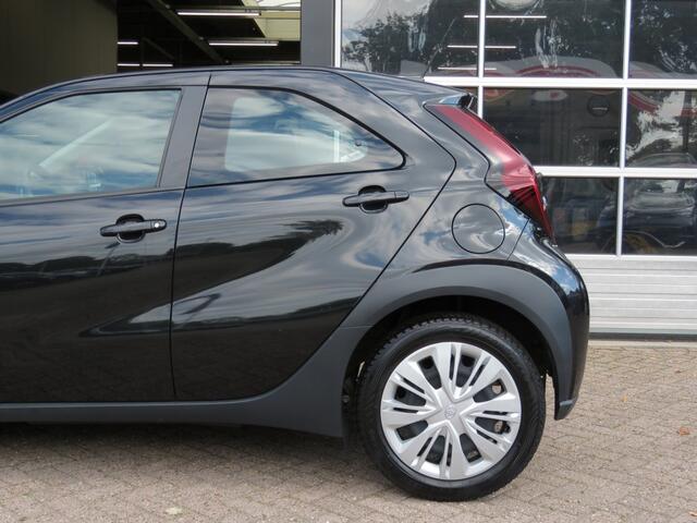 Toyota AYGO 1.0 VVT-I MT PLAY / Camera / Cruise / BOVAG garantie