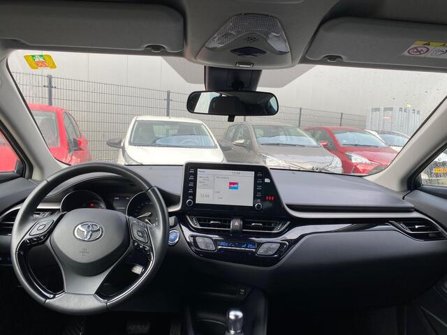 Toyota C-HR 1.8 Hybrid Active | 1e Eigenaar | Nieuw Geleverd | Navigatie | Adaptive Cruise Control | Camera | 10 Jaar Garantie |