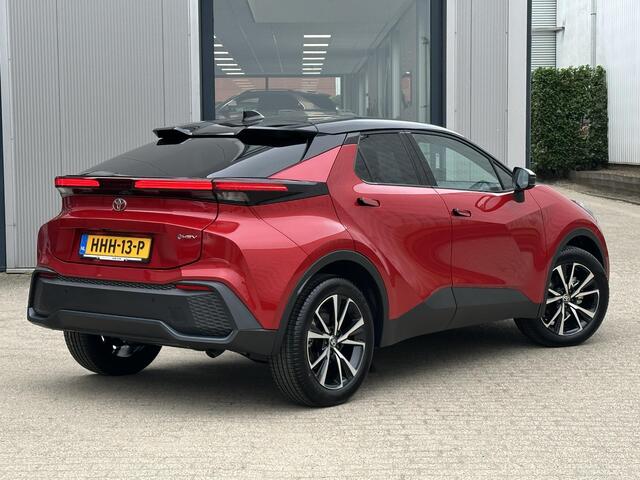 Toyota C-HR 1.8 Hybrid 140 Business Plus | Navi/Apple Carplay/18"/Camera/Adapt.Cruise