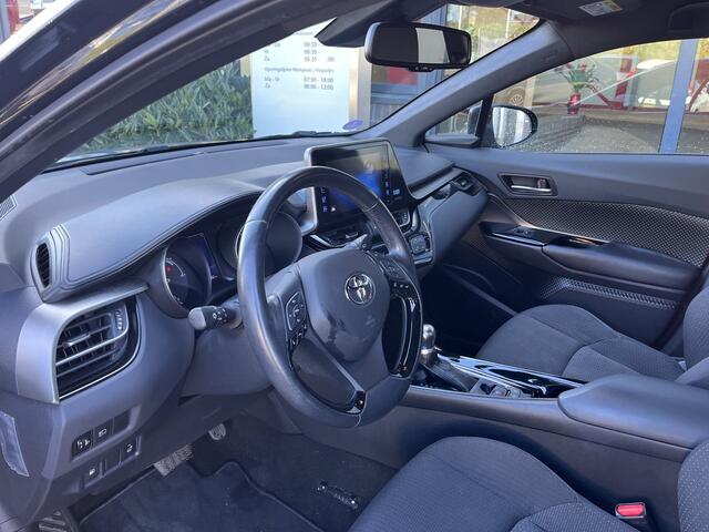 Toyota C-HR 1.8 Hybrid dynamic