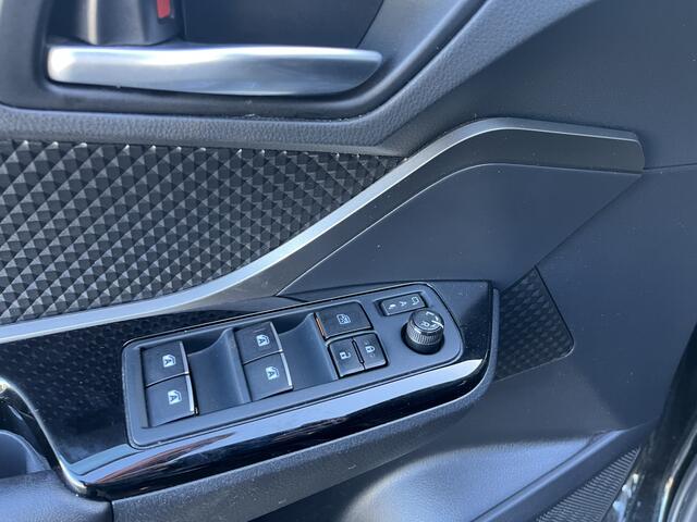 Toyota C-HR 1.8 Hybrid dynamic