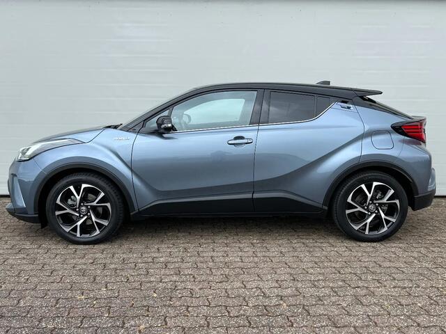 Toyota C-HR 1.8 Hybrid Style, Two Tone lak, Camera,