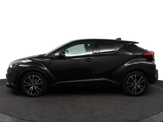 Toyota C-HR 1.8 Hybrid Executive | Adaptive Cruise Control | Navigatie | Trekhaak | Achteruitrijcamera |