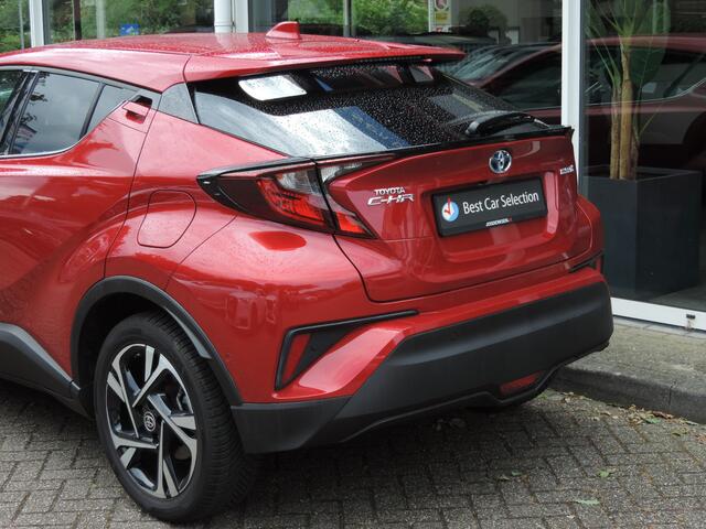 Toyota C-HR 1.8 Hybrid Team D - ACC | Camera | Carplay | PDC v+a | Stoel/stuurverw. | Dodehoek