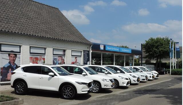 Toyota C-HR 1.8 Hybrid Team D - ACC | Camera | Carplay | PDC v+a | Stoel/stuurverw. | Dodehoek