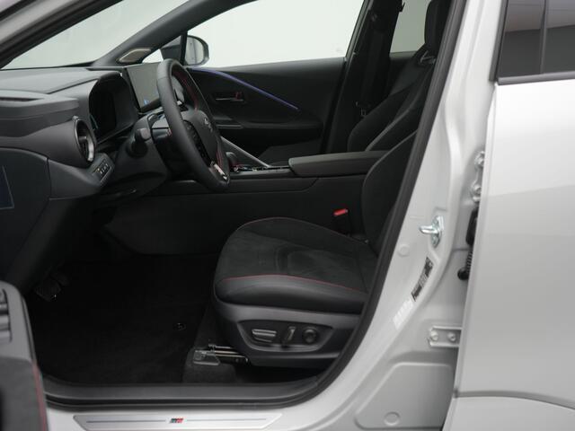 Toyota C-HR 220 plug-inn Hybride GR-SPORT Nu met ¤ 3500 inruilvoordeel