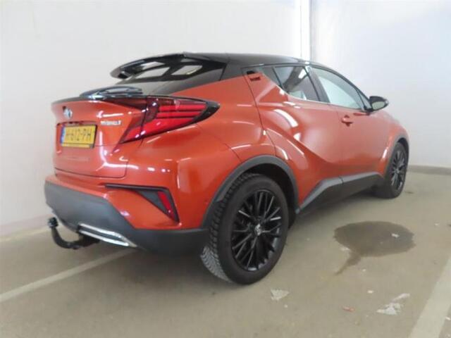 Toyota C-HR 2.0 Hybrid 184 PK | Launch Edition | Navigatie | Stoelverwarming | *Wordt verwacht*