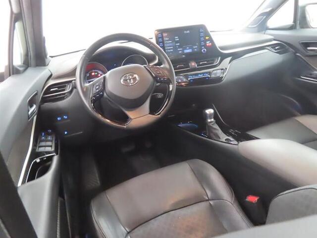 Toyota C-HR 2.0 Hybrid 184 PK | Launch Edition | Navigatie | Stoelverwarming | *Wordt verwacht*