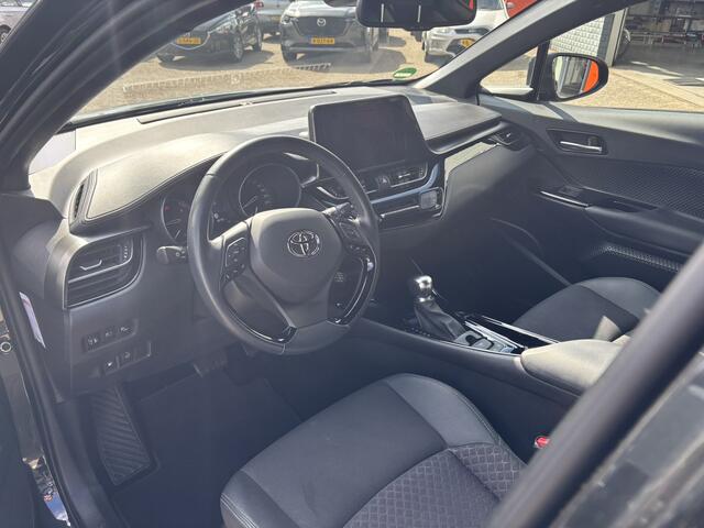 Toyota C-HR 1.8 Hybrid Dynamic / Apple Carplay/AndroidAuto / Stoelverwarming / Cruise Control /