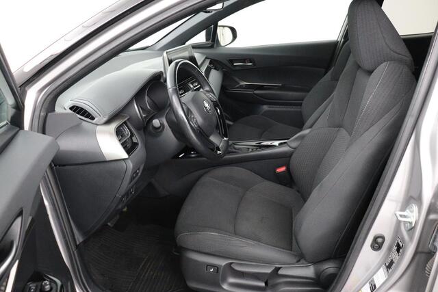 Toyota C-HR 1.8 Hybrid Dynamic | Stoel & stuurverwarming | Adaptive cruise | Camera | Navigatie | Climate control | Keyless