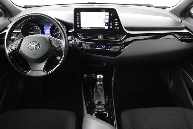 Toyota C-HR 1.8 Hybrid Dynamic | Stoel & stuurverwarming | Adaptive cruise | Camera | Navigatie | Climate control | Keyless