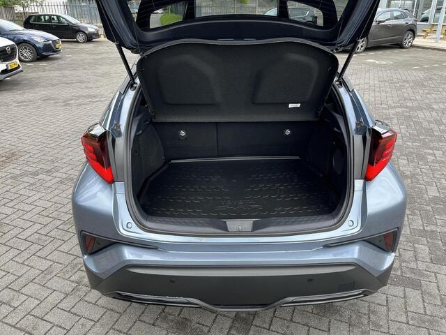 Toyota C-HR 2.0 Hybrid Style | Apple CarPlay/Android auto | Navigatie | Achteruitrijcamera