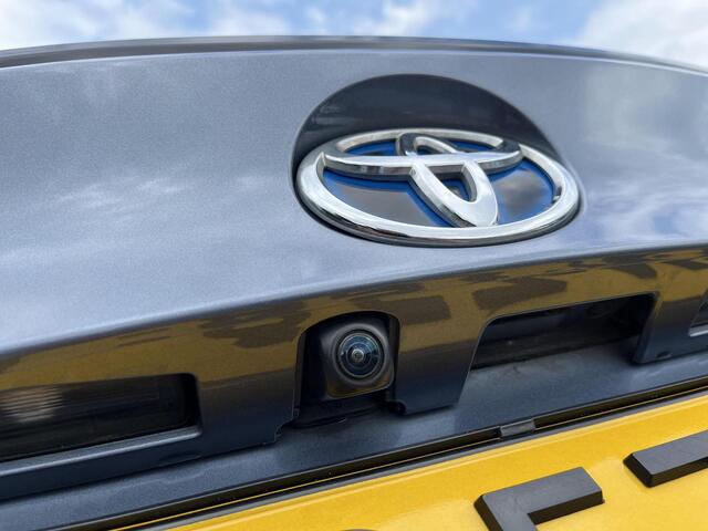 Toyota C-HR 2.0 Hybrid Style | Apple CarPlay/Android auto | Navigatie | Achteruitrijcamera
