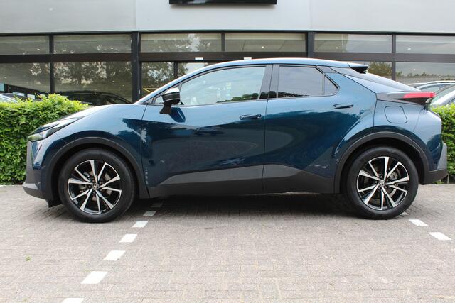 Toyota C-HR 1.8 Hybrid 140 First Edition Limited | Rijklaar | Stoel-/stuurverw. | Blind Spot | Apple/Android | LED | El. achterklep | Keyless