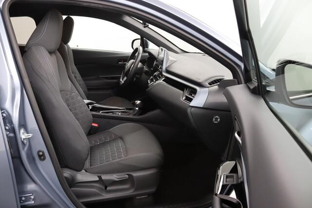 Toyota C-HR 1.8 Hybrid Business Plus | 18 Inch Zomerwielen aanwezig | Stoelverwarming | Trekhaak | Stuurwielverwarming | Dodehoek Detectie | Parkeersensoren Rondom |