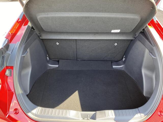 Toyota C-HR 1.8 Hybrid Executive Dodehoekdetectie, parkeersensoren voor & achter, adaptieve cruise control, Apple CarPlay/Android Auto,