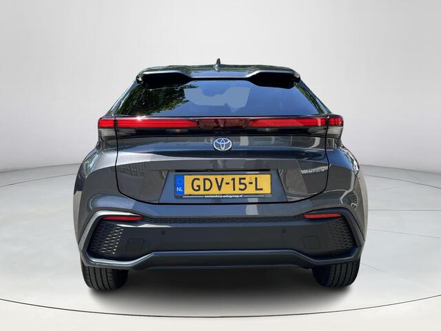 Toyota C-HR 1.8 Hybrid 140 First Edition | Carplay | Camera's rondom | Elektrische achterklep | Keyless entry |