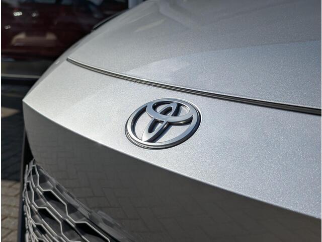 Toyota C-HR 1.8 Hybrid 140 Dynamic Plus | PDC V+A | BSM | ACC | Stoel- stuurverwarming | Elek. achterklep | Camera
