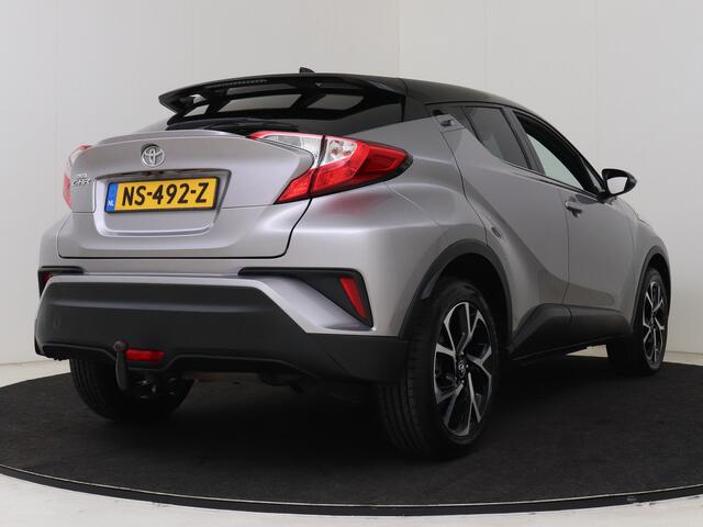 Toyota C-HR 1.2 Bi-Tone | Navigatie | Trekhaak | Stoelverwarming |