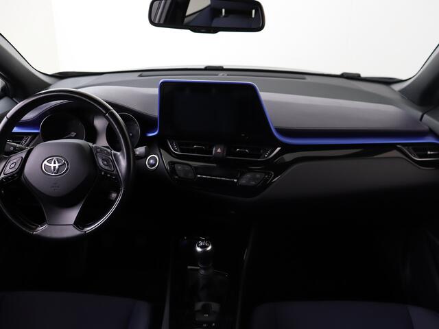 Toyota C-HR 1.2 Bi-Tone | Navigatie | Trekhaak | Stoelverwarming |