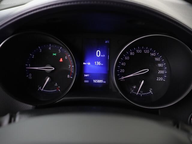 Toyota C-HR 1.2 Bi-Tone | Navigatie | Trekhaak | Stoelverwarming |