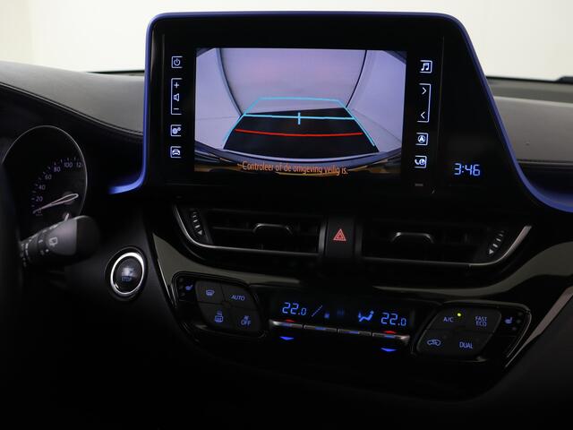 Toyota C-HR 1.2 Bi-Tone | Navigatie | Trekhaak | Stoelverwarming |