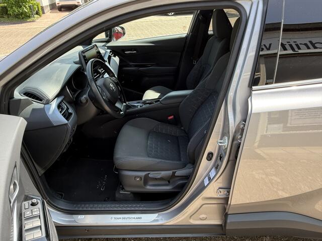 Toyota C-HR 1.8 Hybrid Business Plus Achteruitrijcamera, Keyless entry, Telefoonverbinding