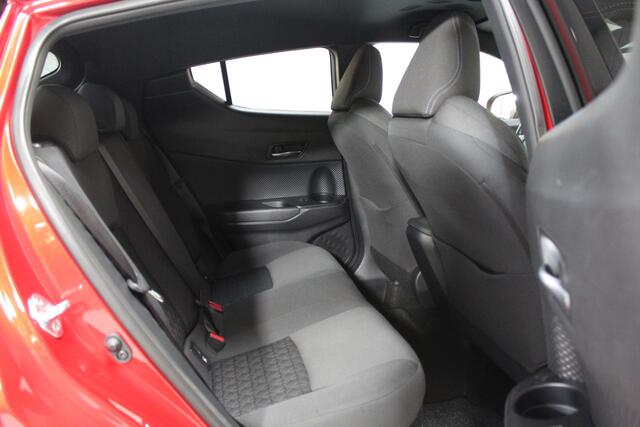 Toyota C-HR 2.0 Hybrid Dynamic | BTW | Stoel/Stuur verwarming | Trekhaak