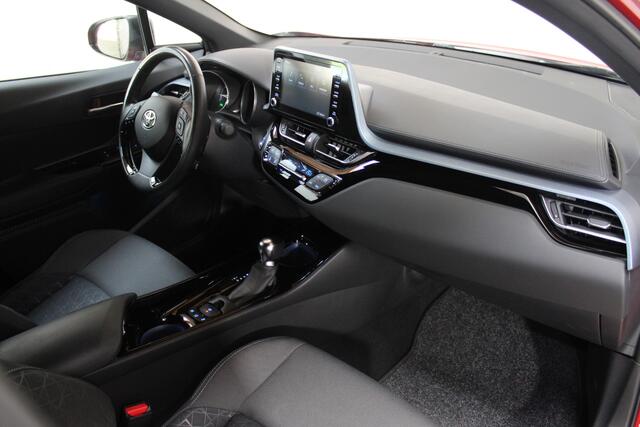 Toyota C-HR 2.0 Hybrid Dynamic | BTW | Stoel/Stuur verwarming | Trekhaak