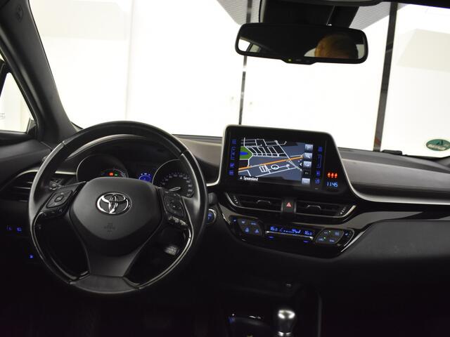 Toyota C-HR 1.8 Hybrid Executive | All Seasons | Navigatie | Parkeersensoren