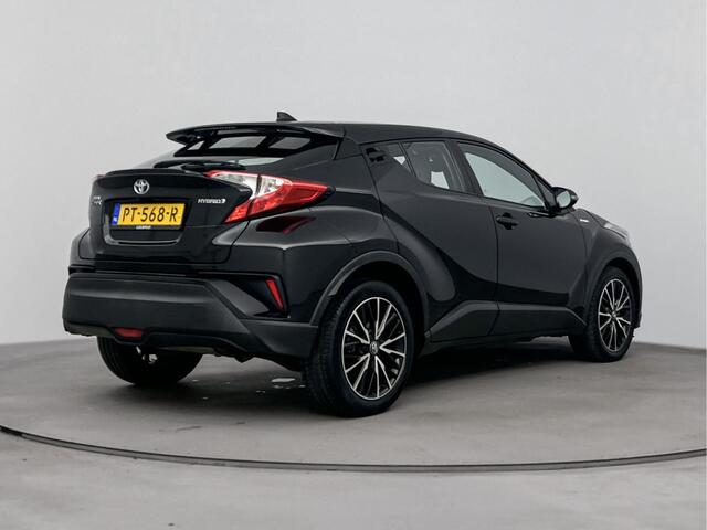 Toyota C-HR 1.8 Hybrid Dynamic | Navigatie | Parkeercamera |