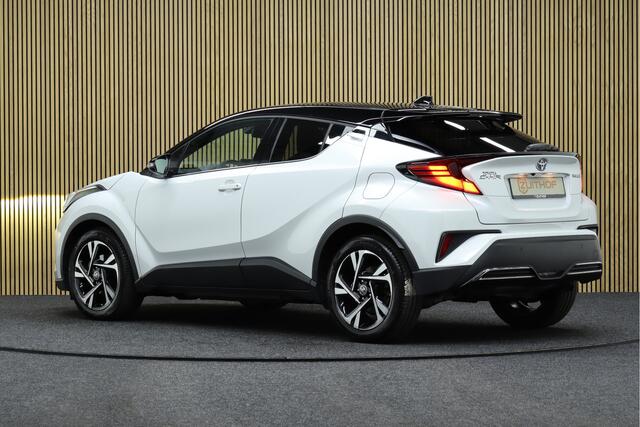 Toyota C-HR 2.0 Hybrid Style | Bi-Tone | Adaptive-cruise | Apple Carplay & Android Auto | Camera | Navigatie | Keyless | Dodehoekdetectie