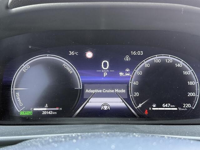 Toyota C-HR 1.8 Hybrid 140 First Edition **NAVIGATIE/ 360 CAMERA/ DODEHOEK DETECTIE/ 36 MAANDEN GARANTIE**