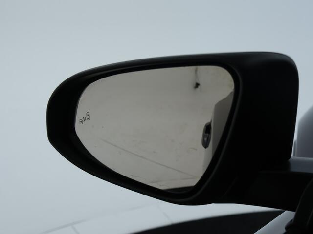 Toyota C-HR 2.0 Hybrid First Edition | Navigatie | Parkeersensoren | Trekhaak |