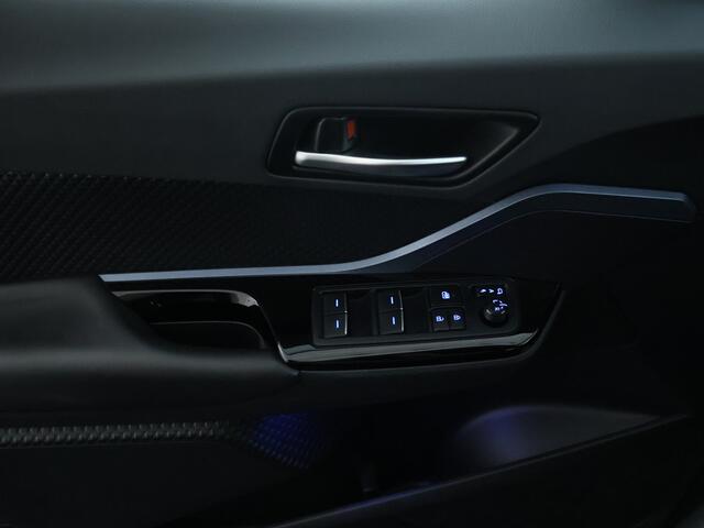 Toyota C-HR 2.0 Hybrid First Edition | Navigatie | Parkeersensoren | Trekhaak |