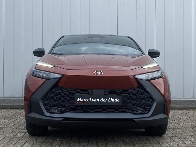 Toyota C-HR 2.0 Plug-in Hybrid 220 Dynamic NIEUW NL Auto Stoel Stuur Verwarming PDC BSM Snel Rijden