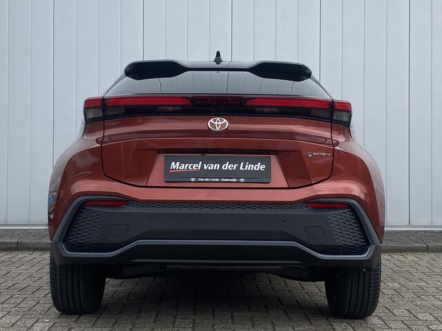 Toyota C-HR 2.0 Plug-in Hybrid 220 Dynamic NIEUW NL Auto Stoel Stuur Verwarming PDC BSM Snel Rijden