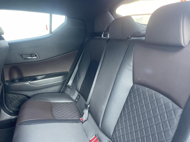 Toyota C-HR 1.8 Hybrid Executive | Origineel Nederlands | 1e eigenaar | Slechts 61.000km | Trekhaak | Leder