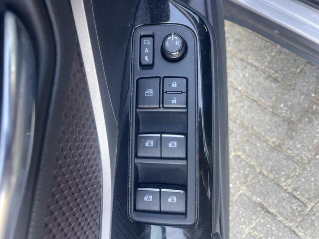 Toyota C-HR 1.8 Hybrid Executive | Origineel Nederlands | 1e eigenaar | Slechts 61.000km | Trekhaak | Leder