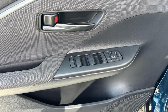 Toyota C-HR 1.8 Hybrid 140 First Edition Limited Parkeersensoren,Stuur/stoelverwarming,Apple Carplay Android Auto