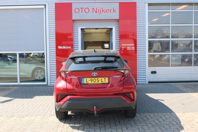 Toyota C-HR 1.8 Hybrid Style Bi Tone *Met Trekhaak!*