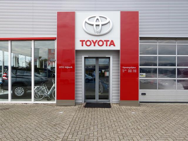 Toyota C-HR 1.8 Hybrid Style Bi Tone *Met Trekhaak!*