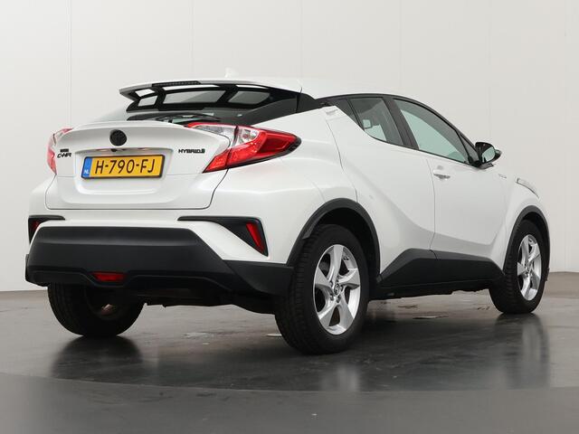 Toyota C-HR 1.8 Hybrid Dynamic | Navigatie | Parkeercamera | Stoelverwarming | Keyless Go |