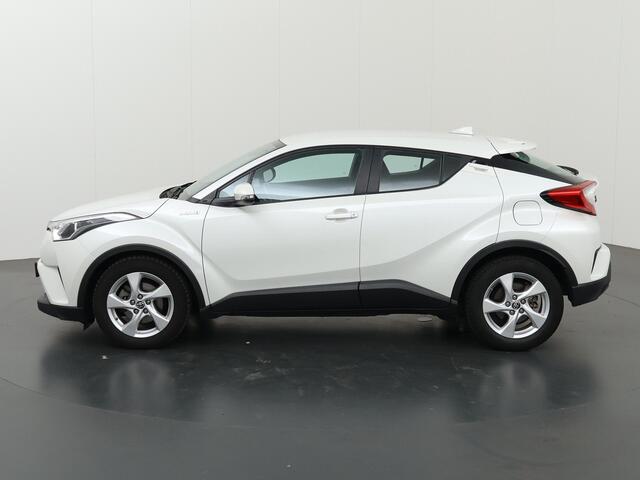 Toyota C-HR 1.8 Hybrid Dynamic | Navigatie | Parkeercamera | Stoelverwarming | Keyless Go |