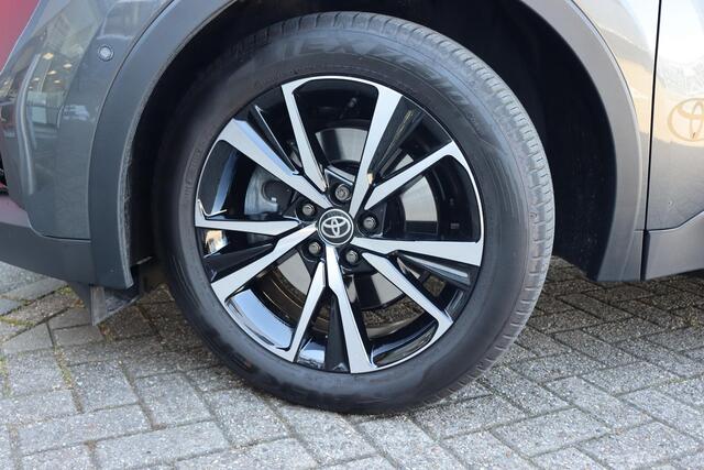 Toyota C-HR 2.0 Plug-in Hybrid 220 First Edition, Blackpack