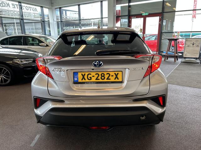 Toyota C-HR 1.8 Hybrid Dynamic | Automaat | Cruise control | Climate control | Achteruitrijcamera | Navigatie | Stoel+Stuurverwarming | Park assist | Bluetooth